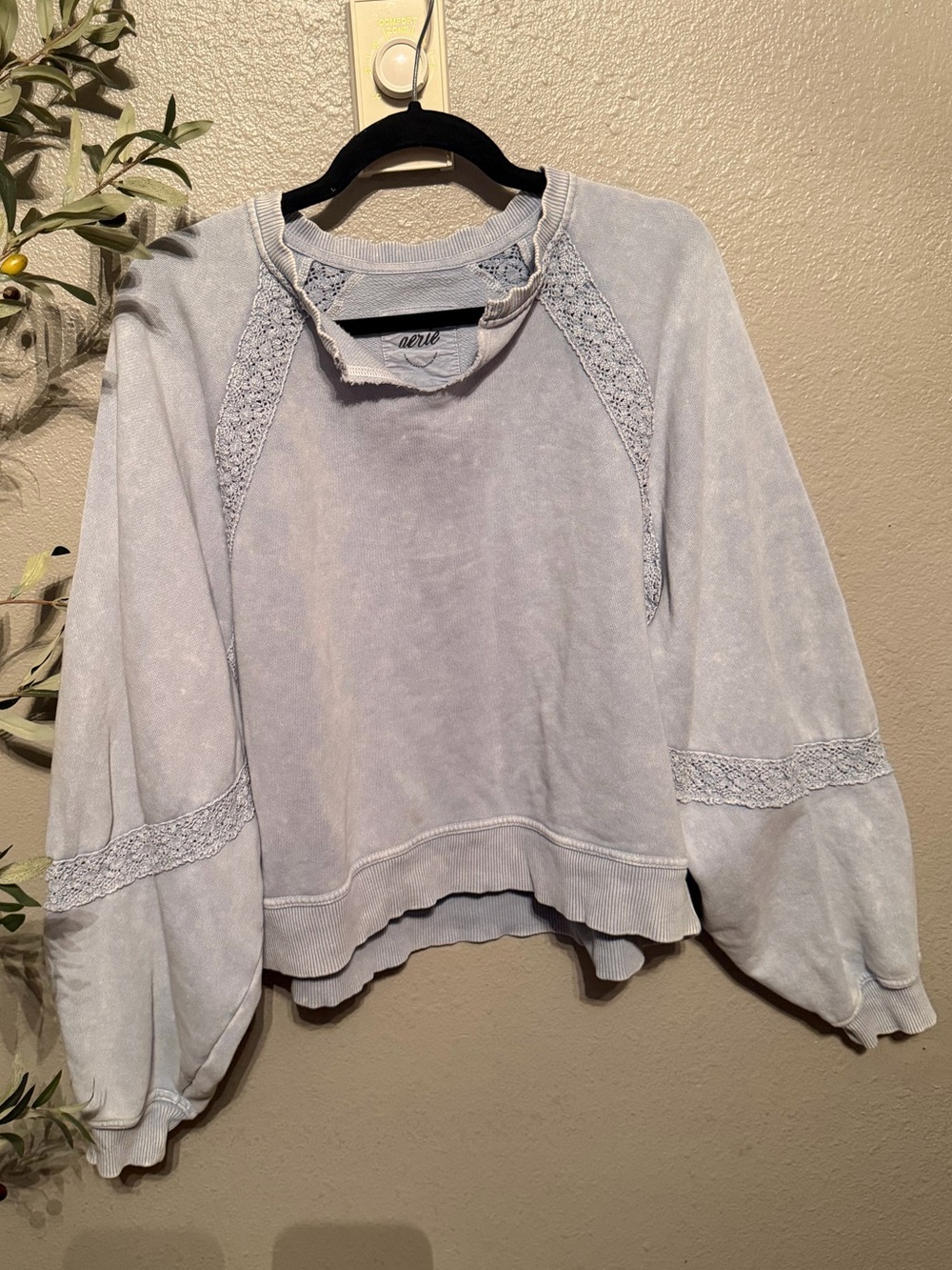 Aerie pullover
